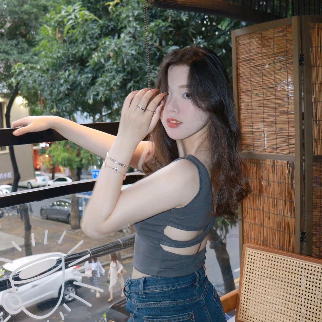 娜娜~