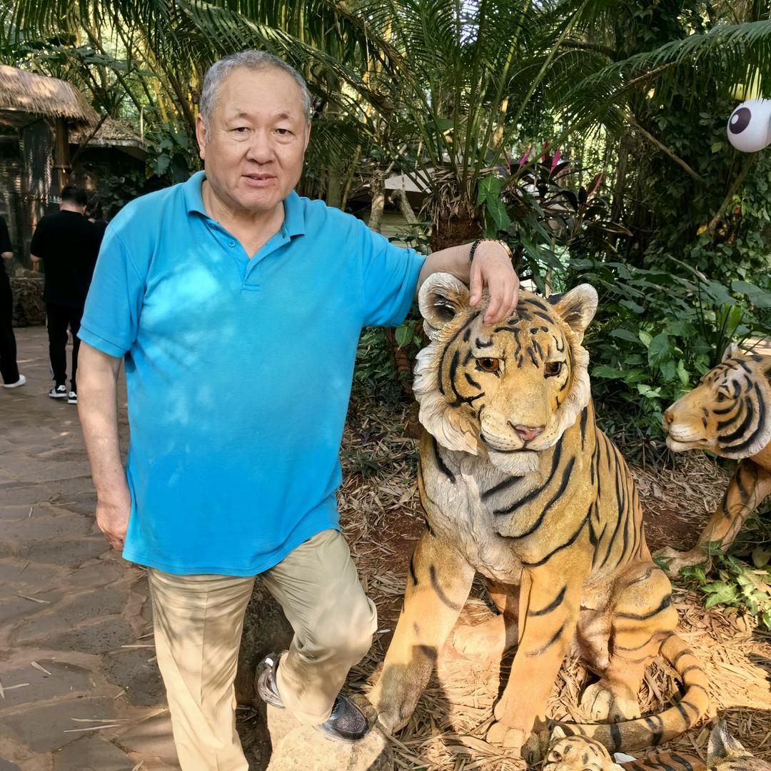 李新忠