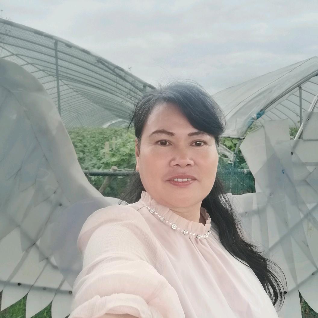 贵溪市天天开心服装店(个体工商户)