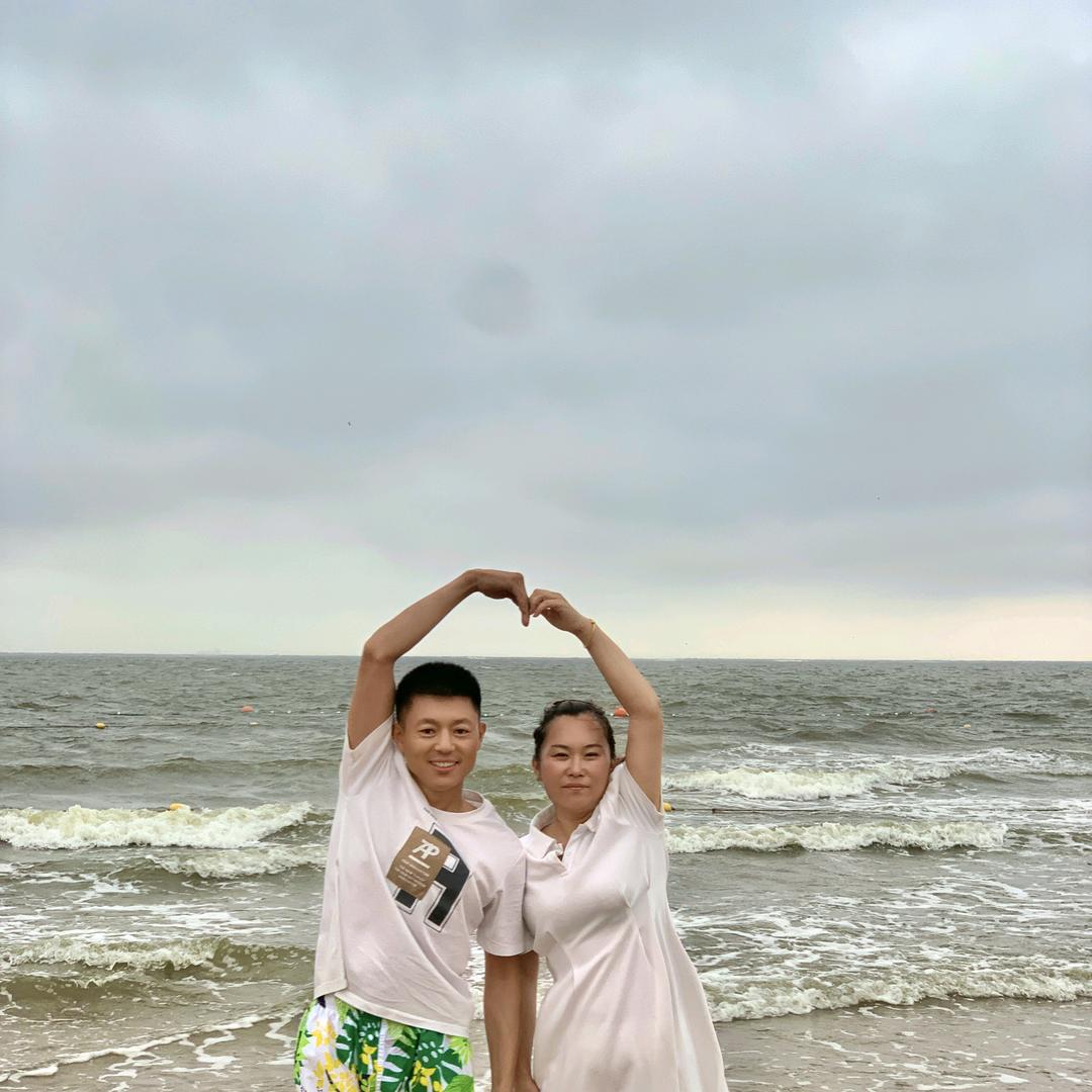 小鱼小石头夫妇。
