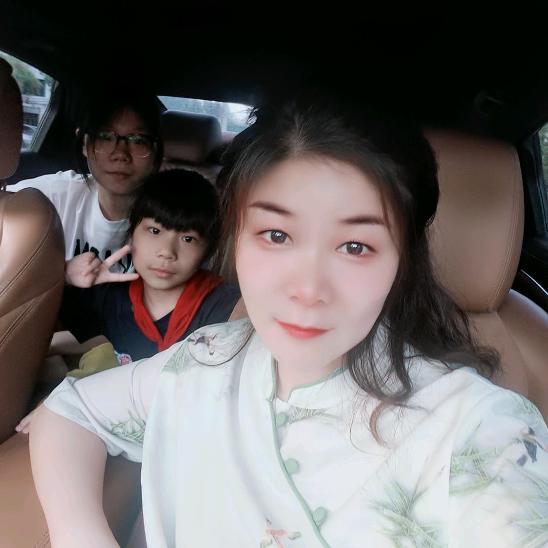 小蔡^O^琪琪🌻