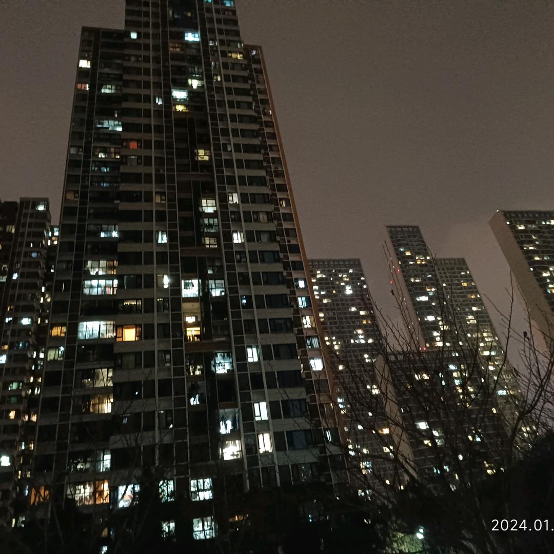 洪生