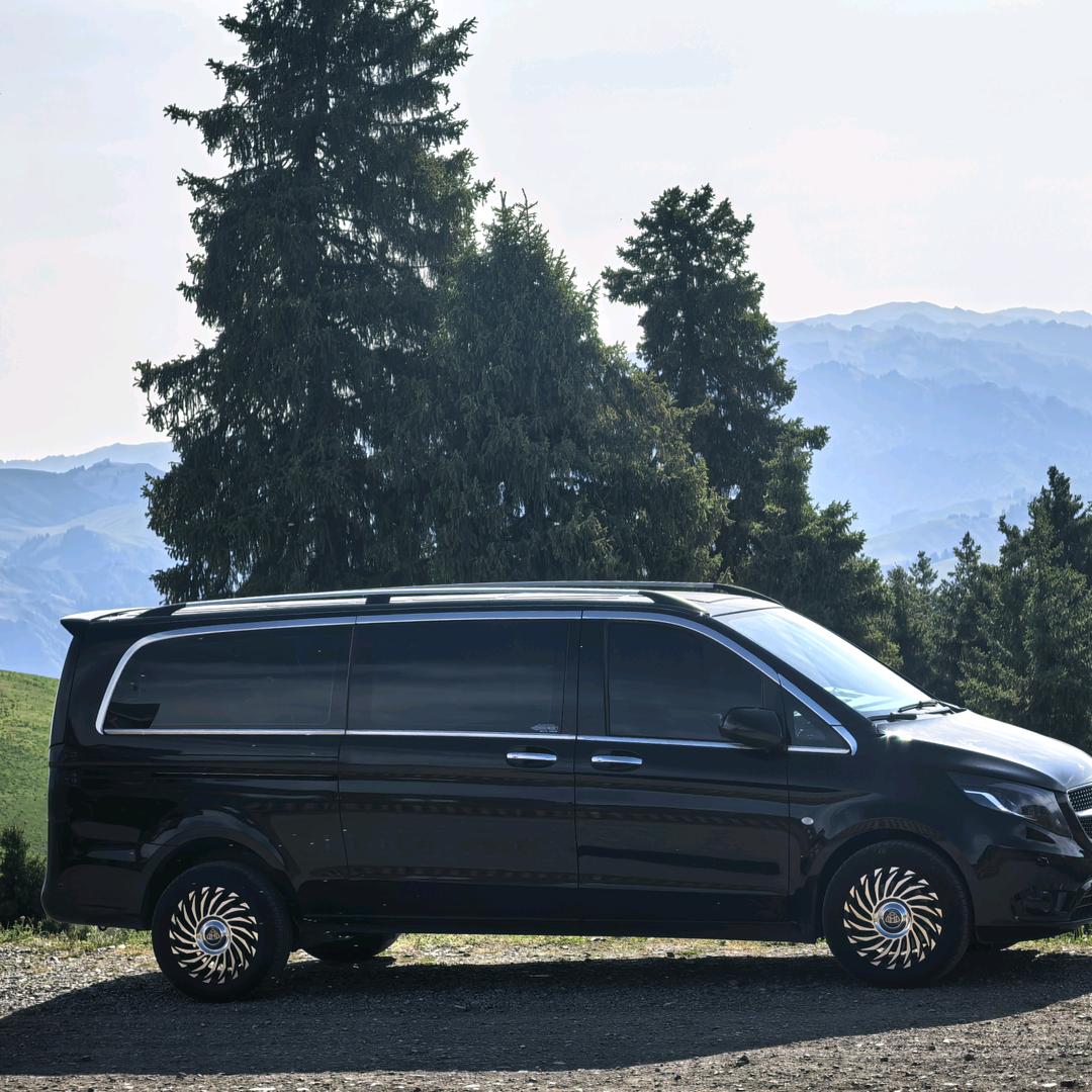 山哥带你游新疆（七座奔驰商务）