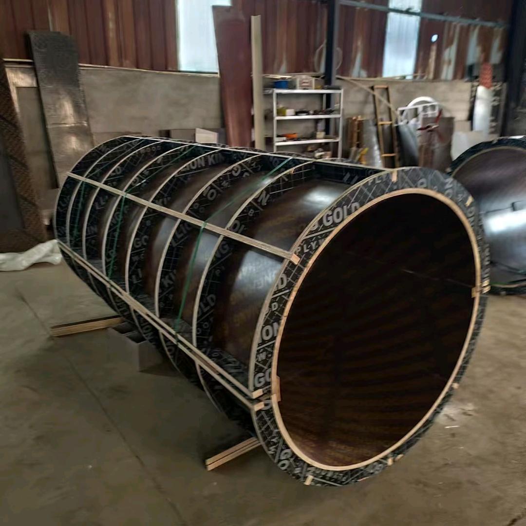 防撞墙，圆柱模板异型模板厂家