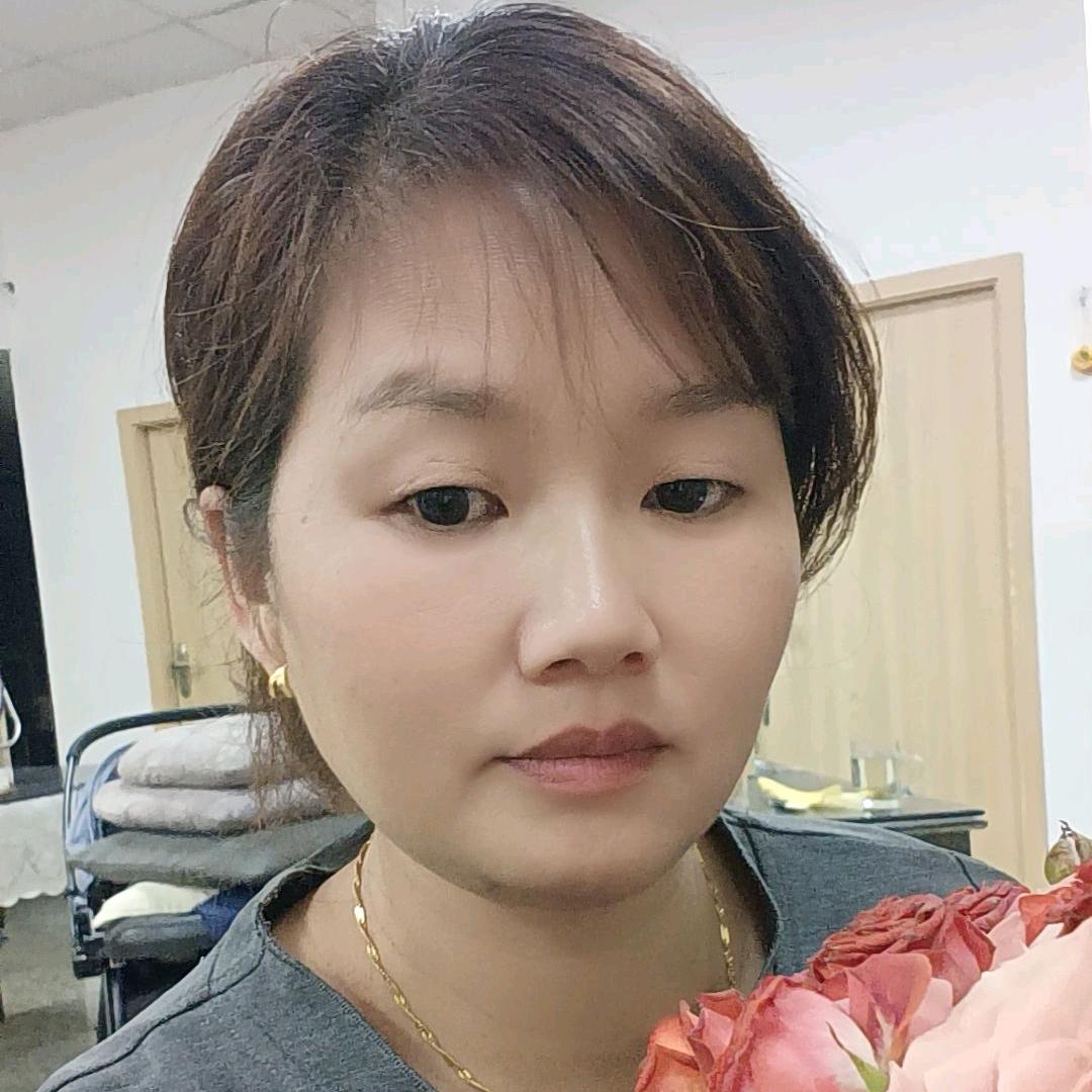 张灿（刚上羽绒服8.5折哦）