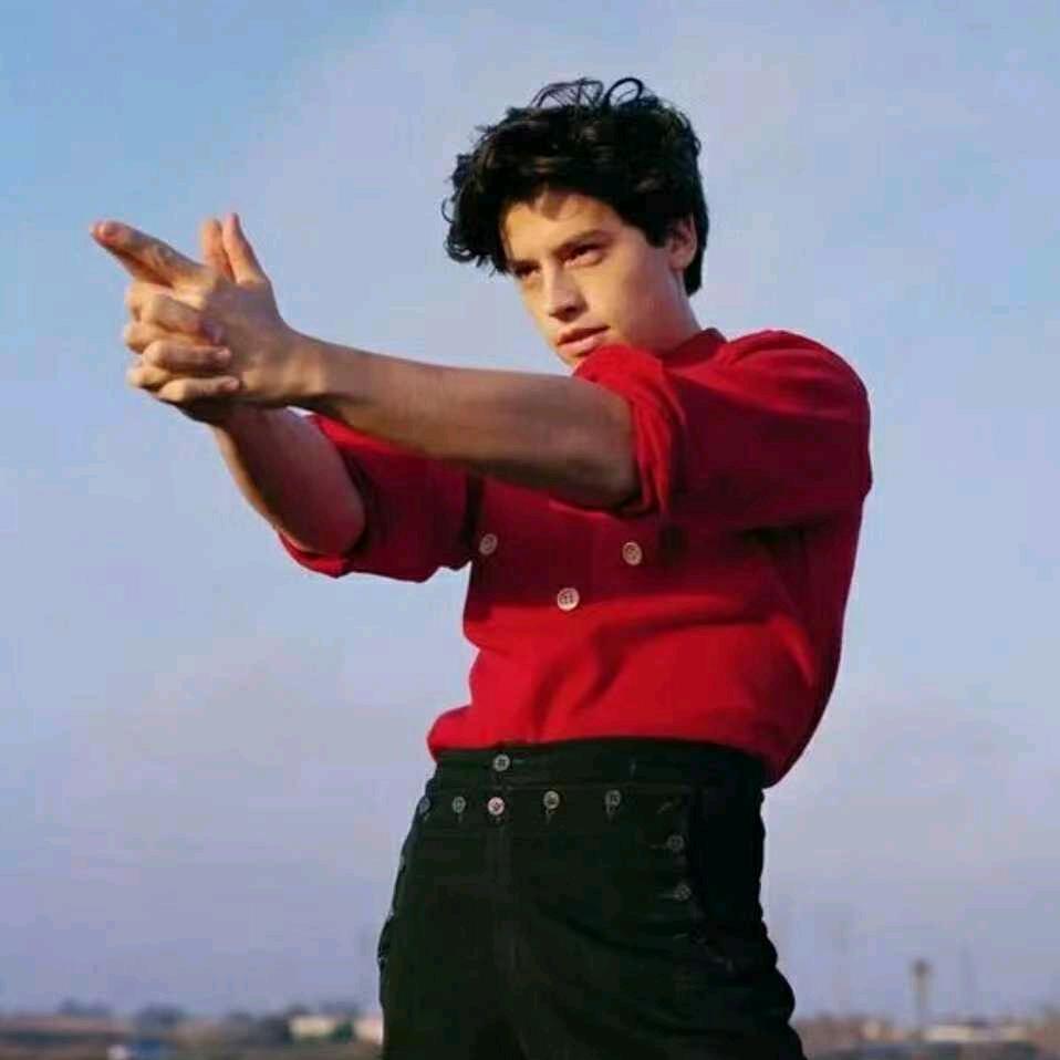 不蜡烛的冯三万