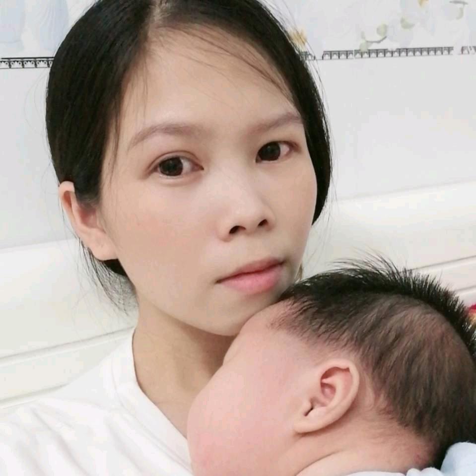攒一口袋月光