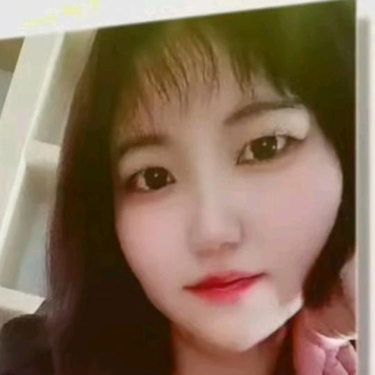 莹莹