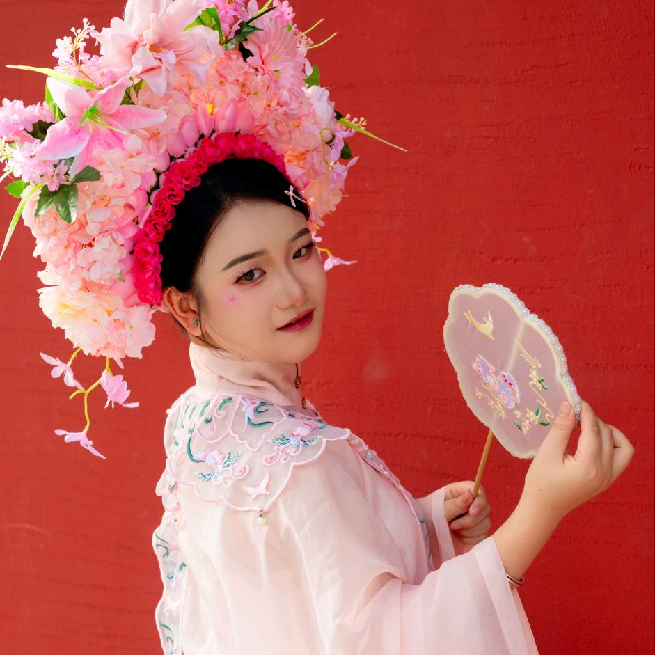茜茜😇