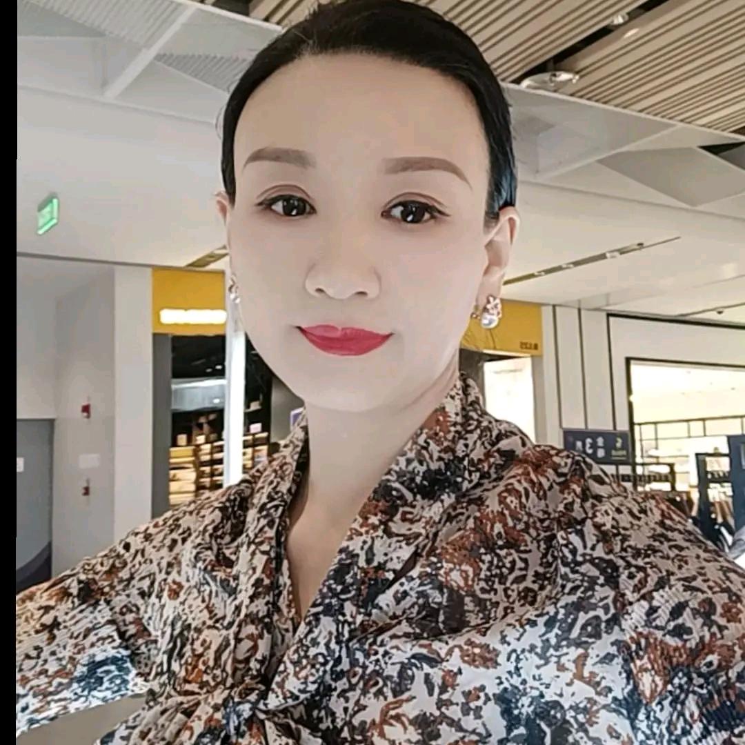 诗和远方🍒🍒