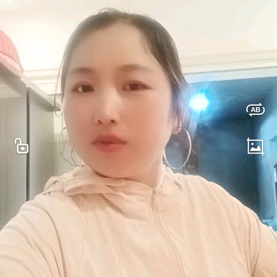 带娃🇨🇳💕🐰叶子🎤