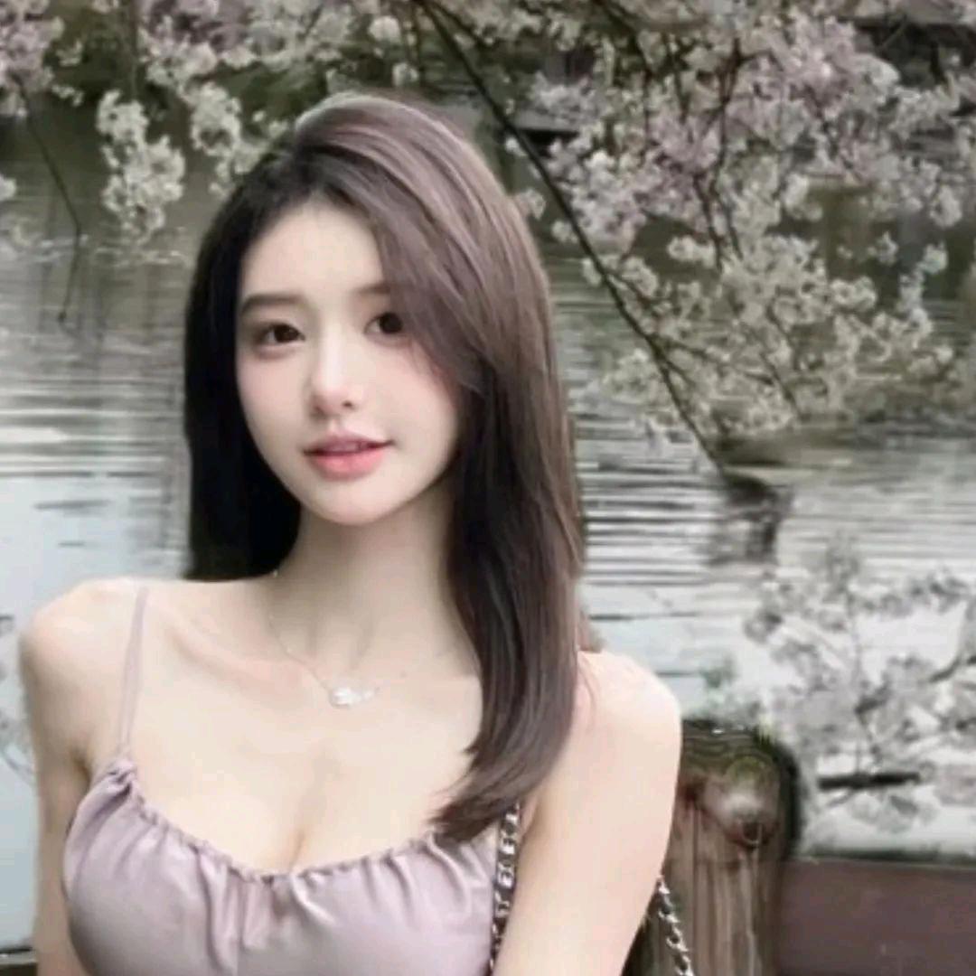 芳龄18.9