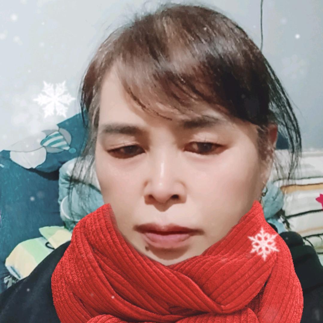 何姐