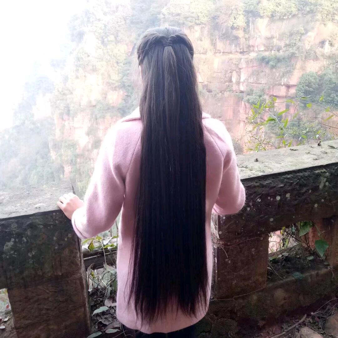 潇潇洒洒  梅儿