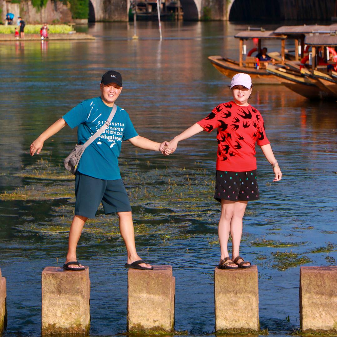 烤百味东北烧烤：东哥：：