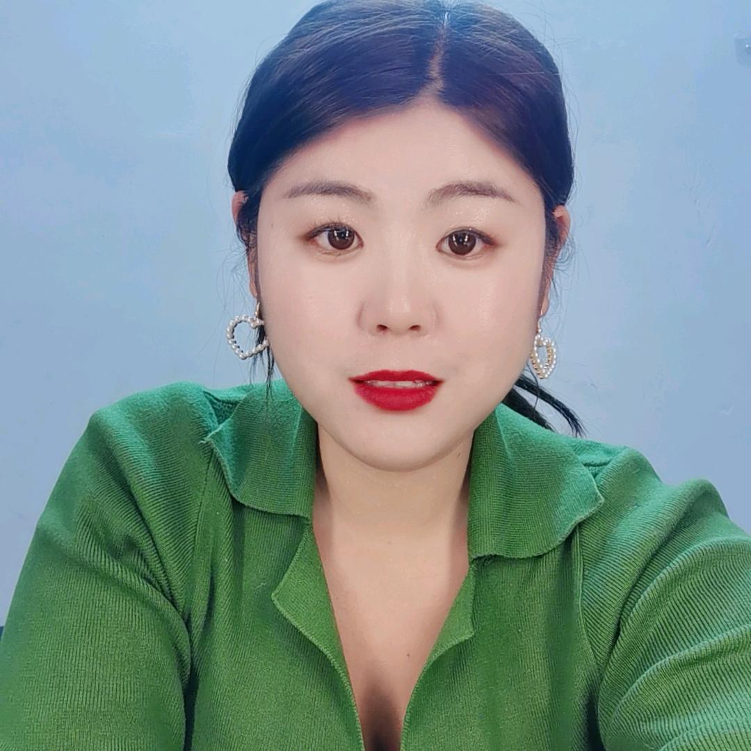 M小小