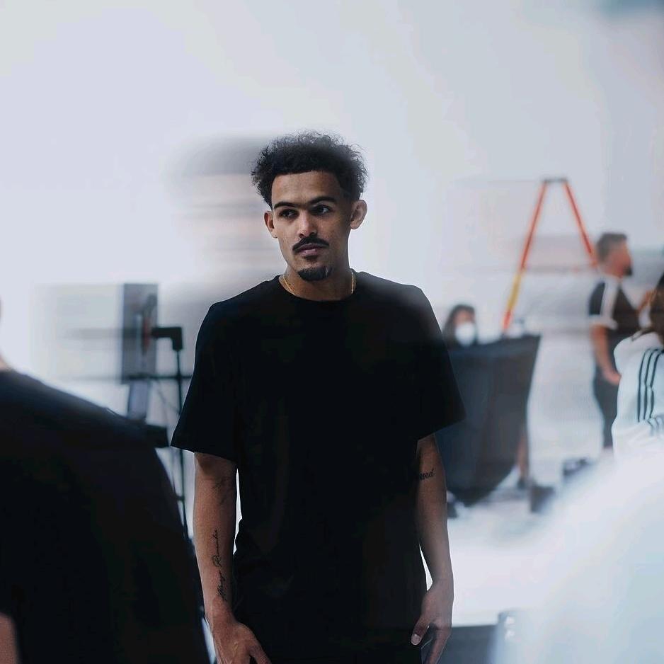 多次拒绝卡戴珊🐏