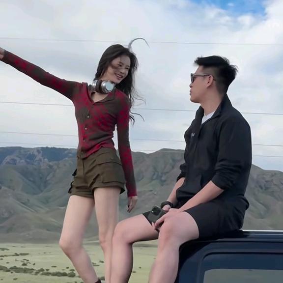 秦磊～男女装穿搭分享