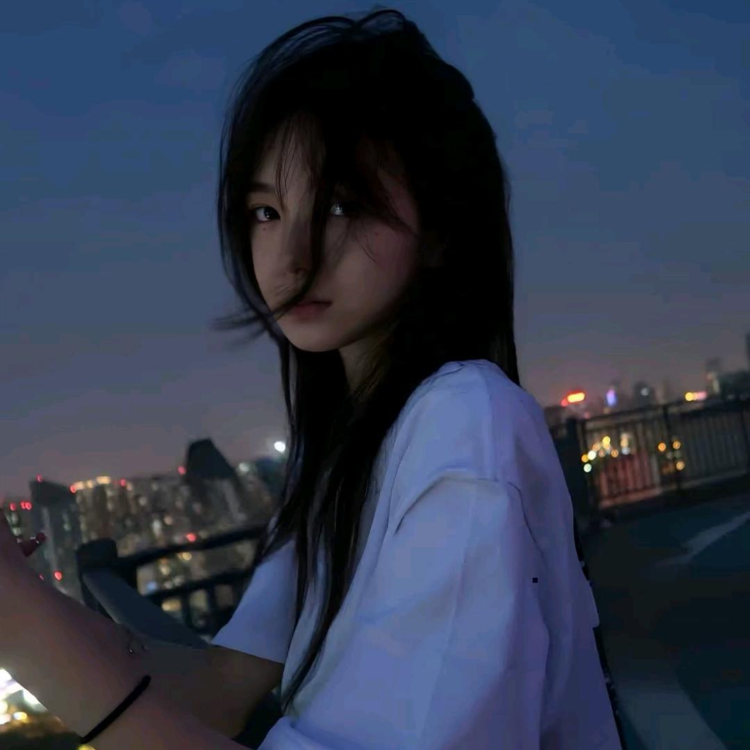 小怡爱睡觉🐟