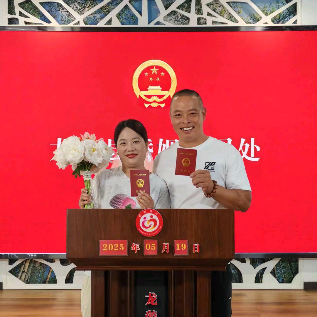 佳铭文化传媒娟子