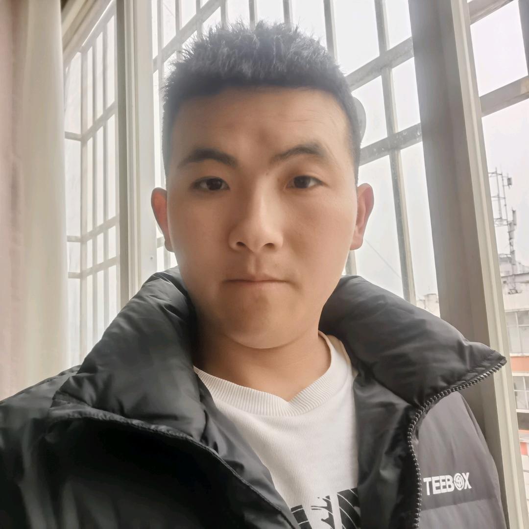 勤劳的小蜜蜂。