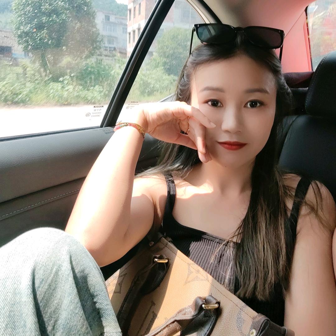 小依依