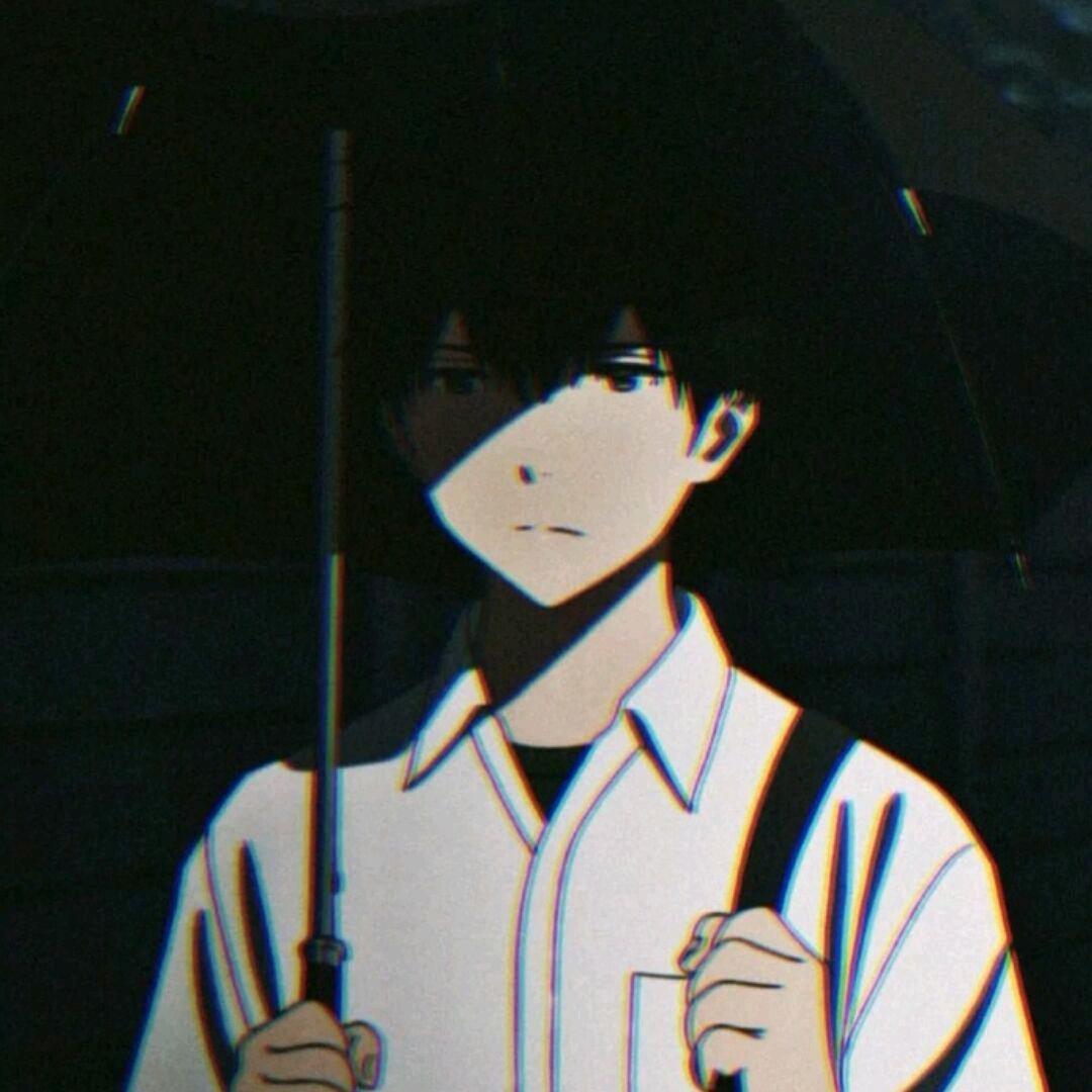 烛光照亮了晚餐