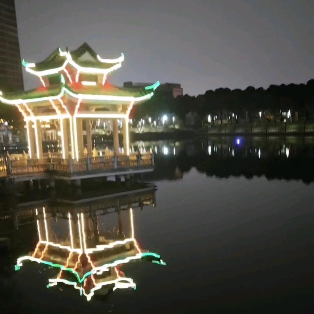 の恋𝙠𝙞𝙩𝙩念