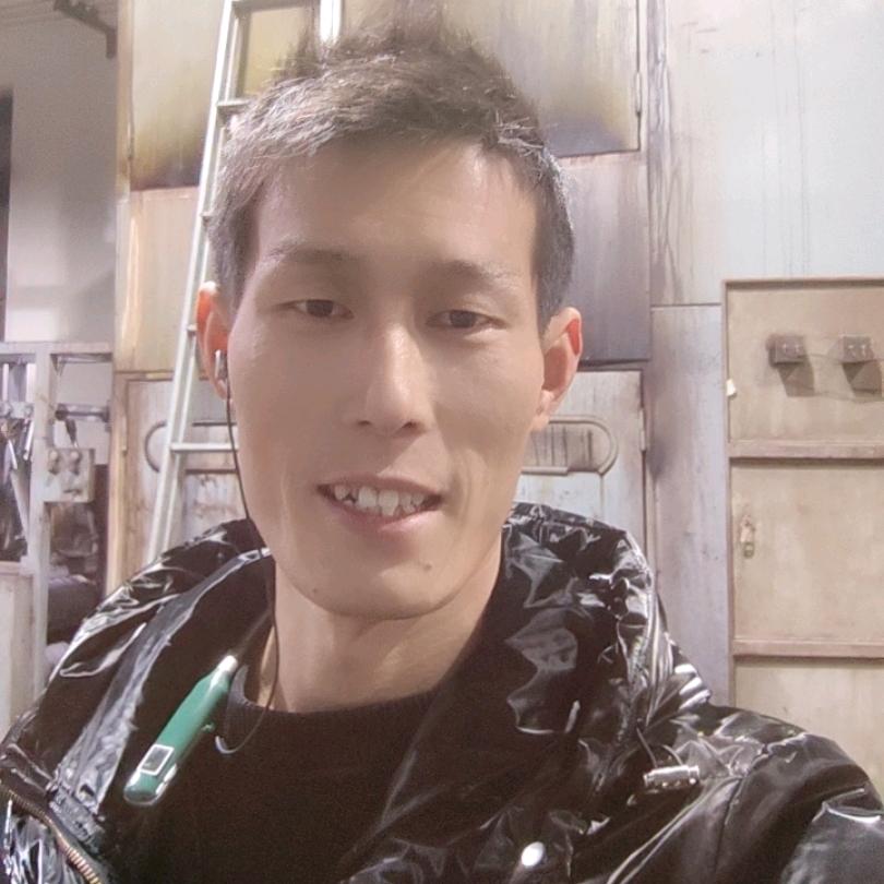 阿庆爱钓鱼