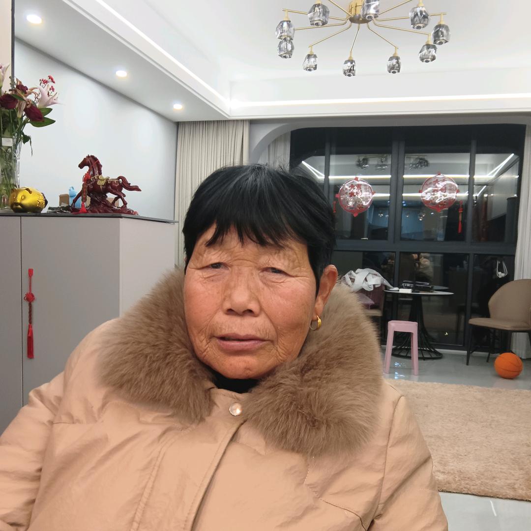 农村70岁老太太玩抖音好物分享