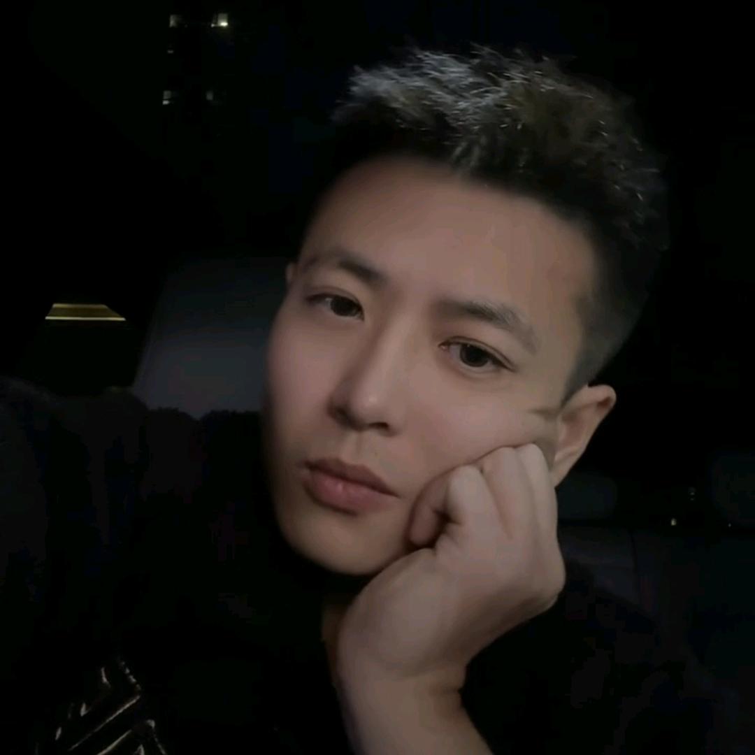 小痞子🐲