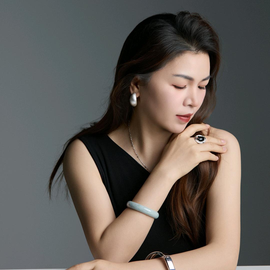 莉丽