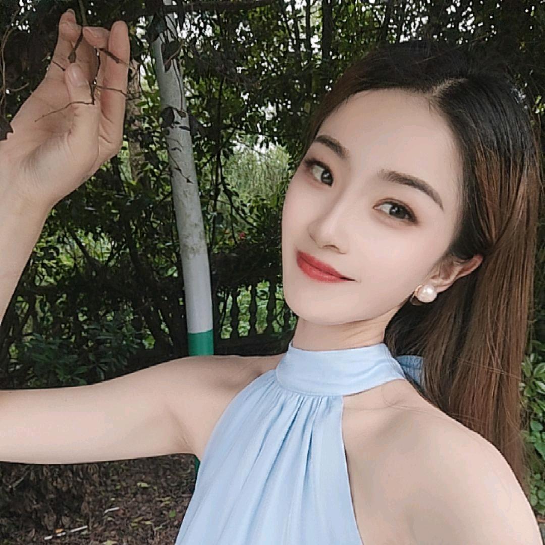 请叫我小艾