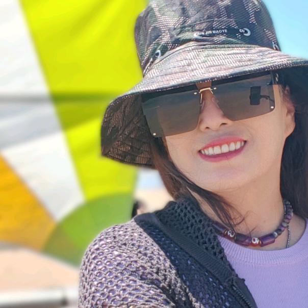 紫色  （爱唱歌，爱生活。）