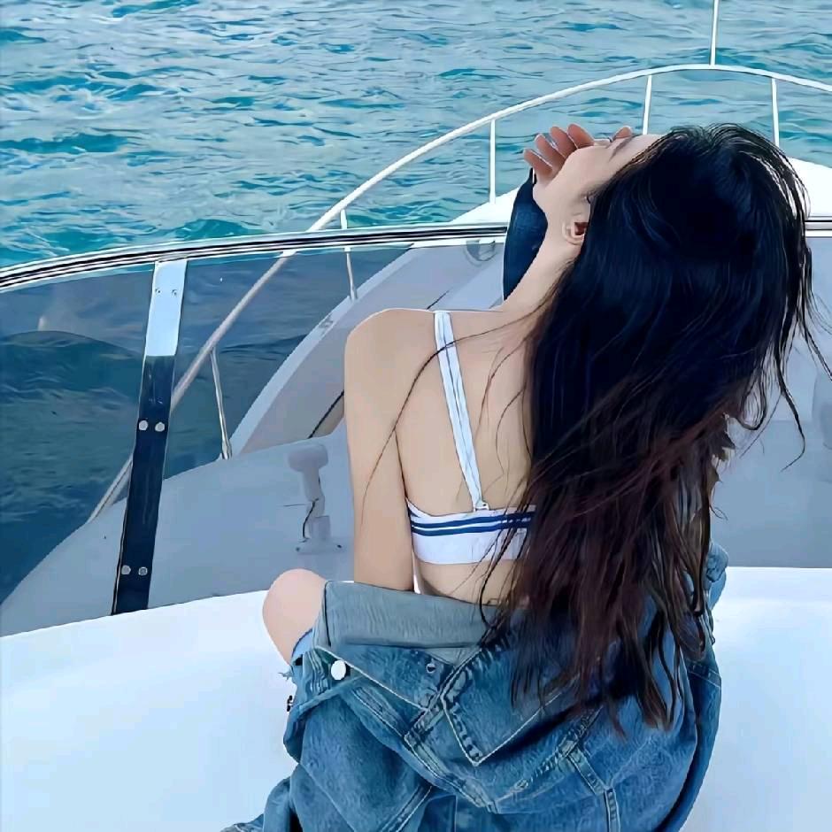 蓉蓉↓33（从🐷变成🐵）