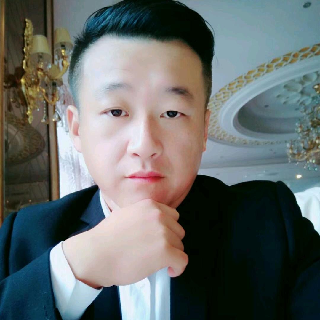 李阿德