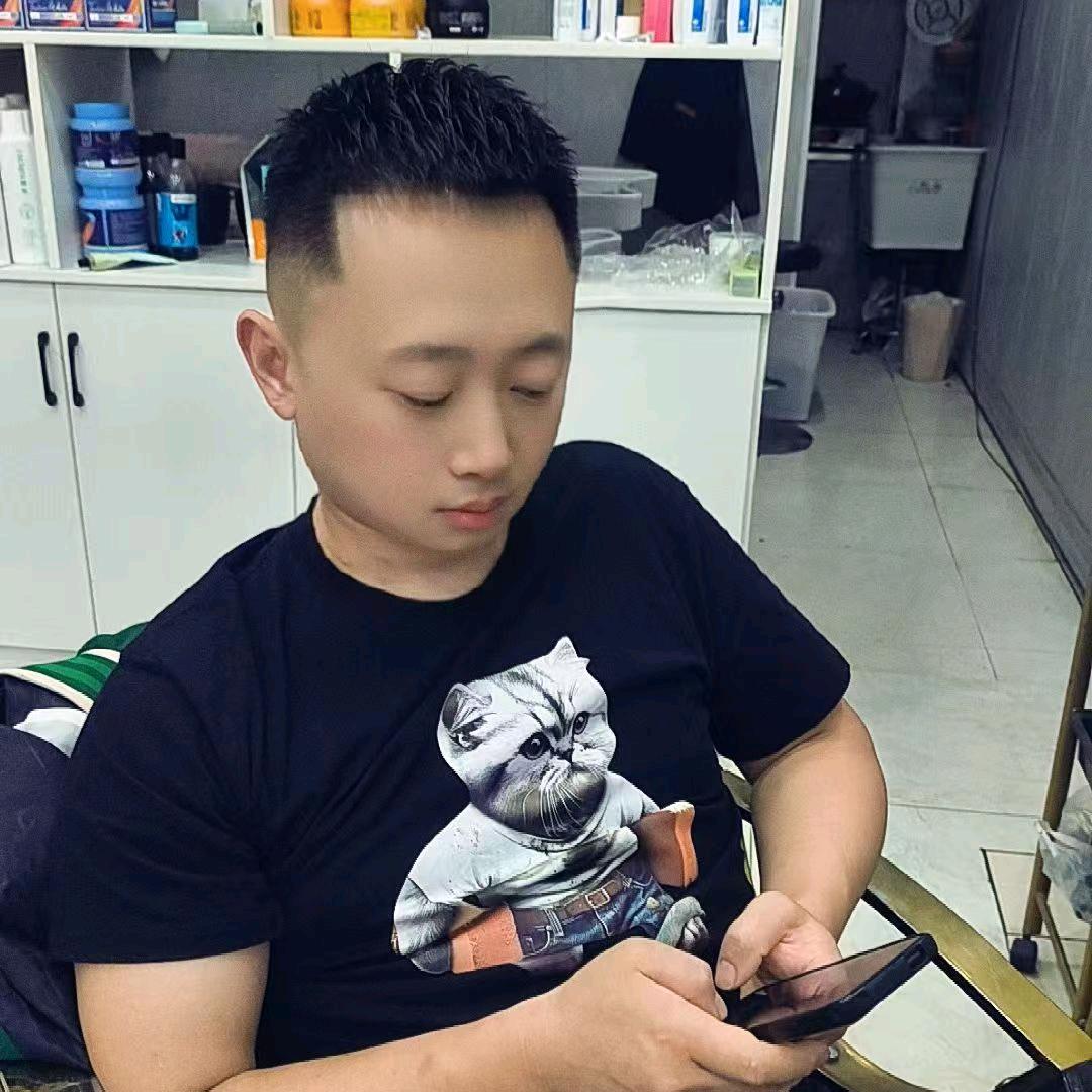 【谁像我爱你】