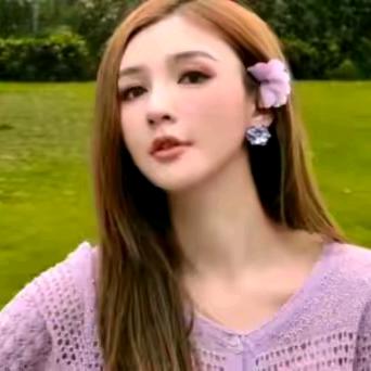 丫头baby(试衣间)