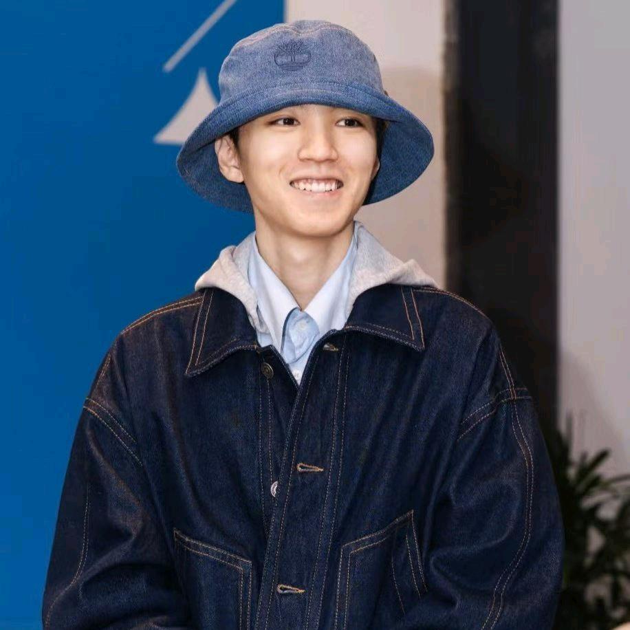 凯蓝星欣💙小螃蟹