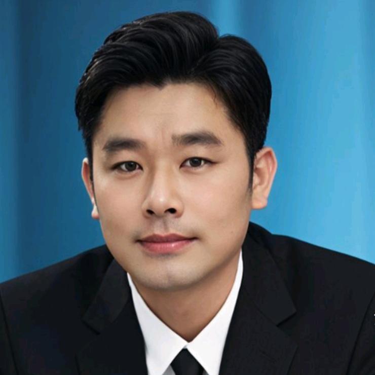 杨斌(京福苑10元快剪主理人）