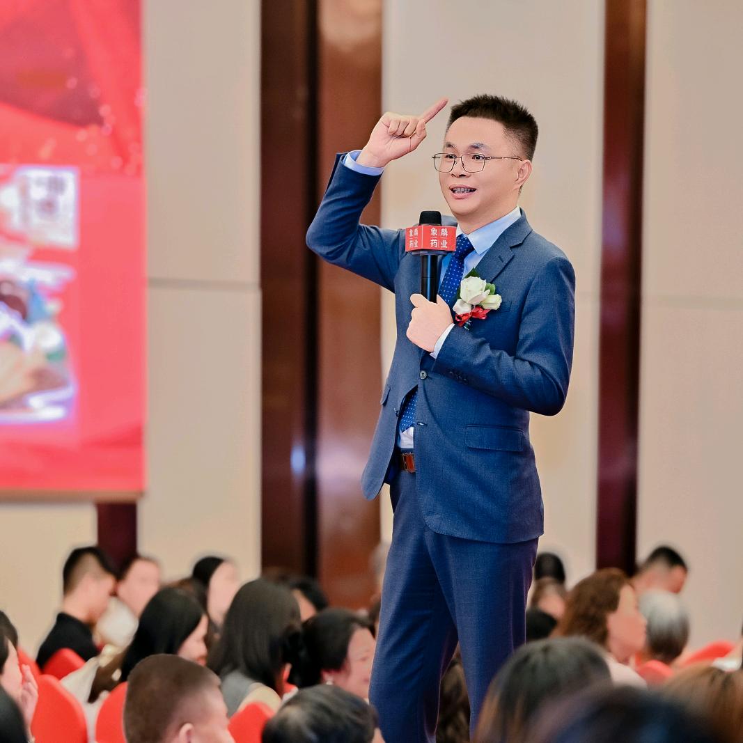 张同学😎😎😎