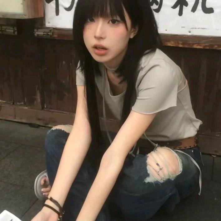 77*^ ^*