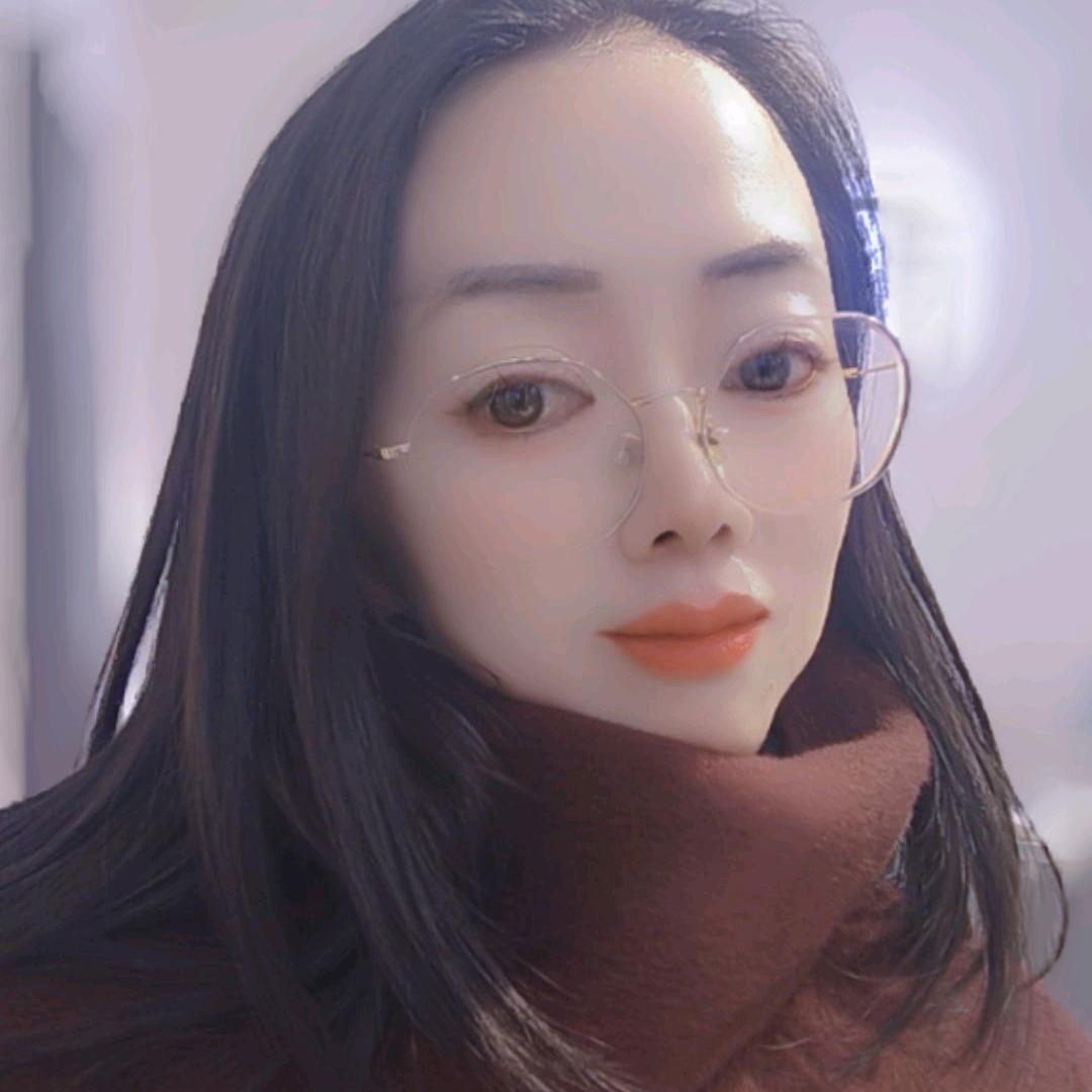 大理祥云丽雪品牌女装红红