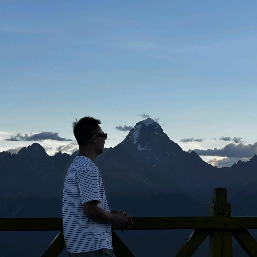 漫凯🏔️