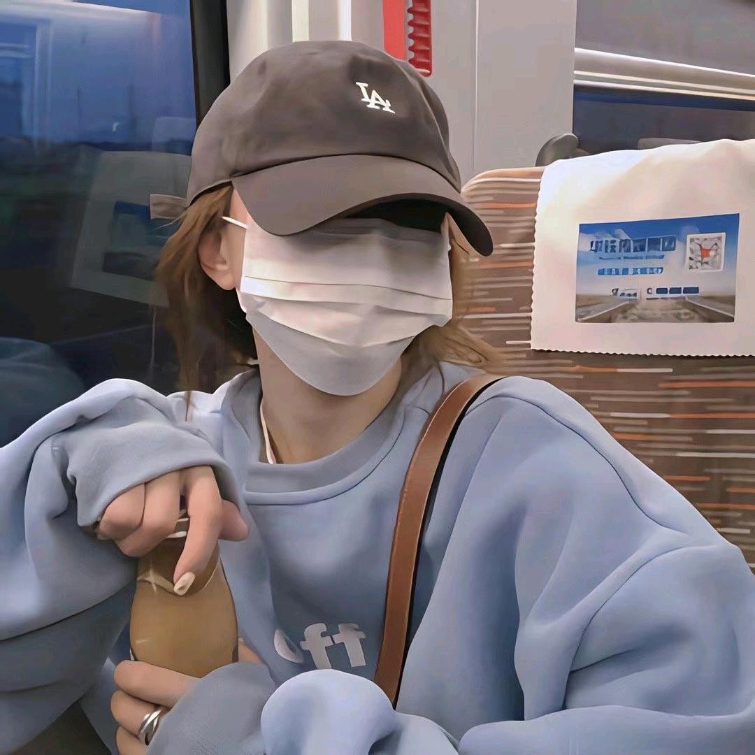 蜡笔不是小新