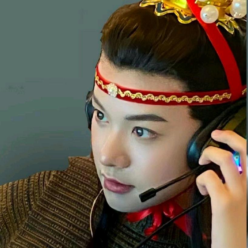 小楼又听昨夜雨