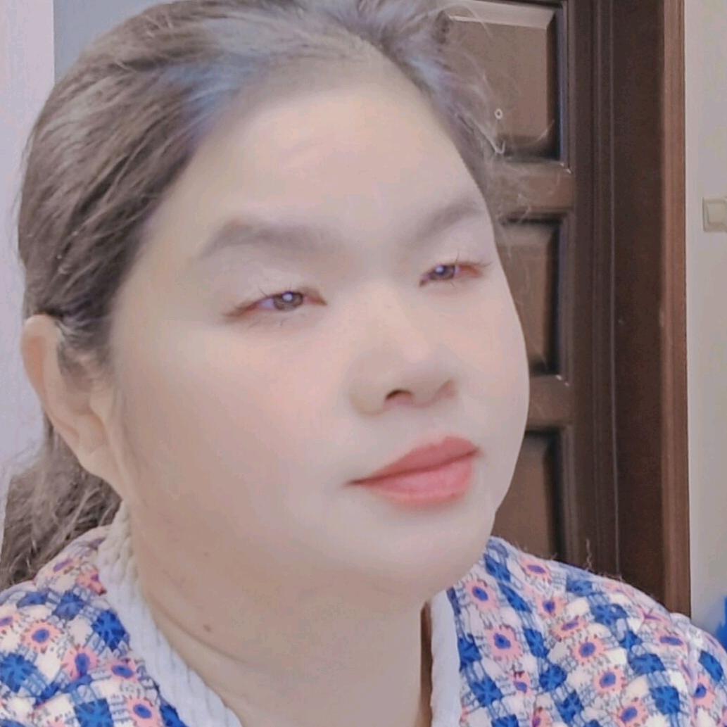红梅吃玩