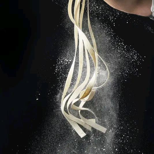 辣子鸡配爆辣