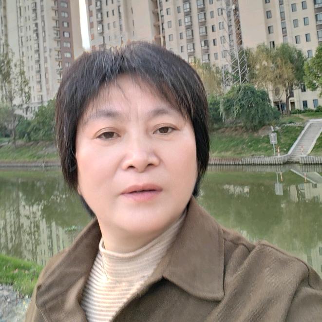 四姐，我是聊天主播，不定时开播