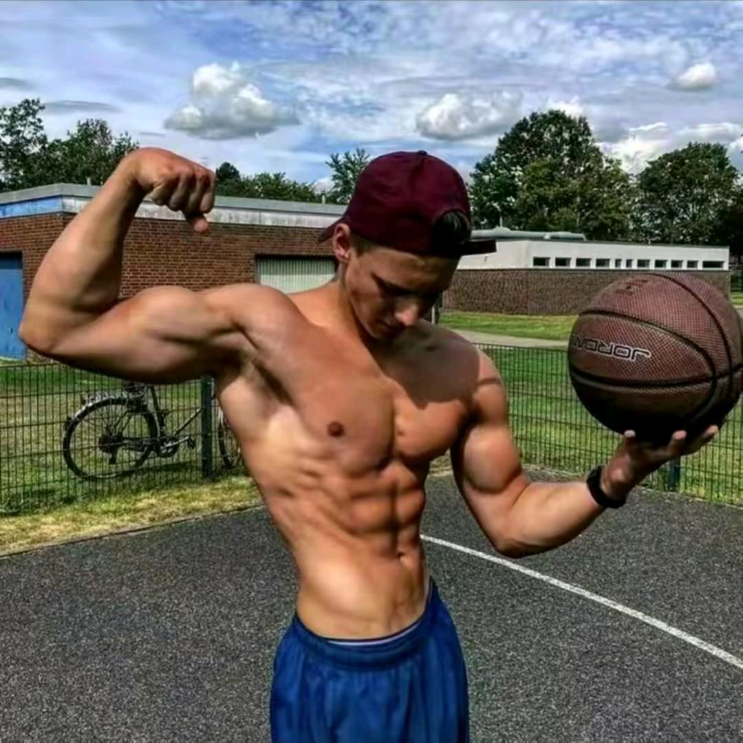 STAY  FOCUSED
